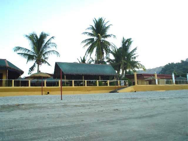 Playa Papagayo Beach Inn Olongapo Exterior foto